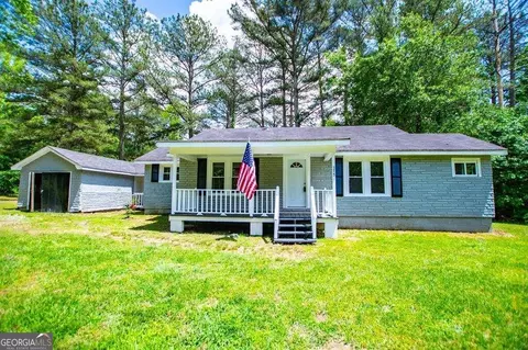 15 Gammon Rd, Carrollton, GA 30117