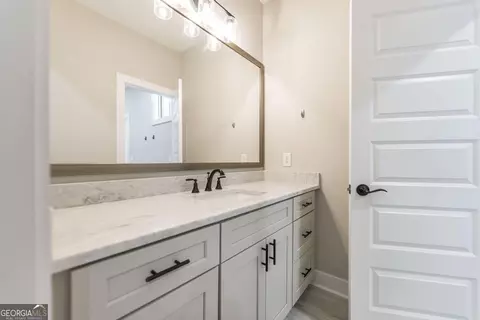 411 Crescent Dr, Forsyth, GA 31029 photo 40