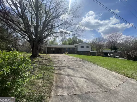 6184 Marilla St, Douglasville, GA 30135
