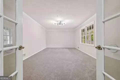 584 S Rays Rd, Stone Mountain, GA 30083 photo 4