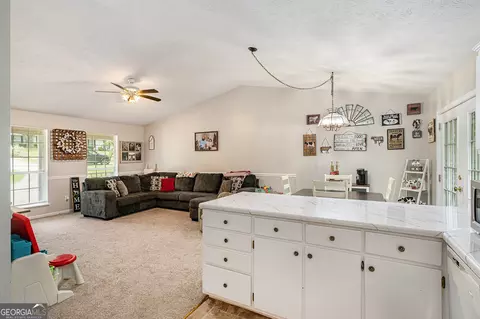 104 Teaver Ct, Lagrange, GA 30240 photo 5