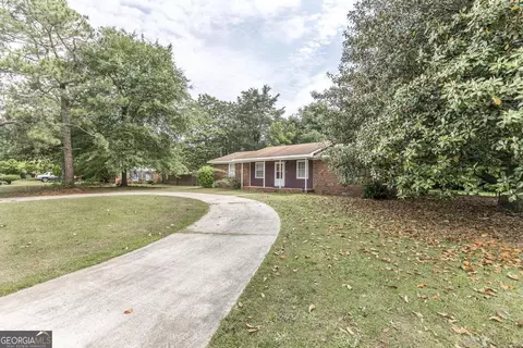 109 Emory Dr, Warner Robins, GA 31093 photo 2