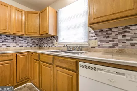 109 Emory Dr, Warner Robins, GA 31093 photo 9