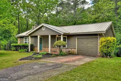 327 Gartrell St, Ellijay, GA 30540