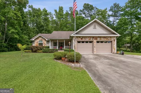 535 S Satilla St, Kingsland, GA 31548
