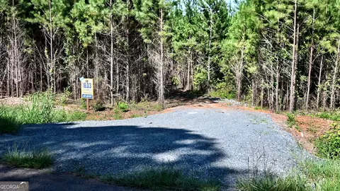 2 Bagley Rd, Forsyth, GA 31029