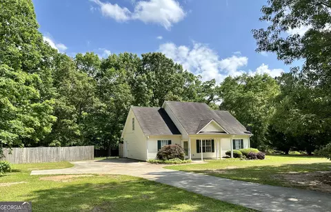 143 Ridgeway Rd, Milner, GA 30257