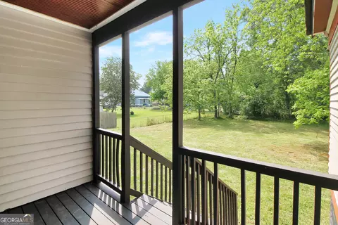 336 Walker St, Jackson, GA 30233 photo 4