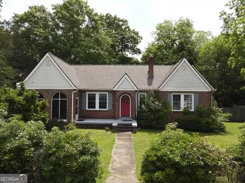 612 Avenue E, West Point, GA 31833