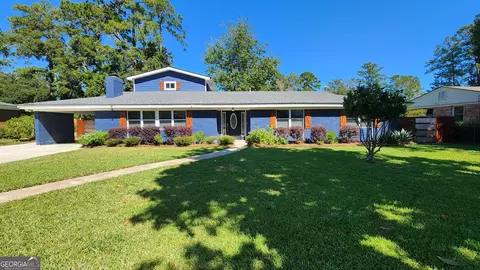 4 Fallowfield Dr, Savannah, GA 31406