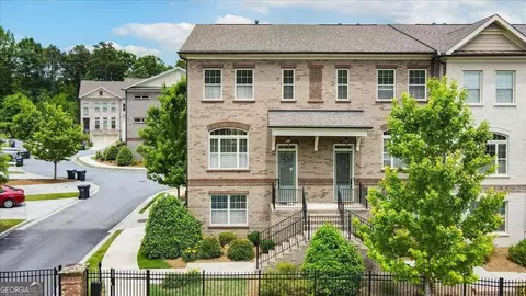 1060 Township Sq, Alpharetta, GA 30022