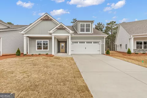270 Redhaven Dr, Senoia, GA 30276