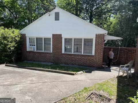 208 Ab Hendrix St, Claxton, GA 30417 photo 2