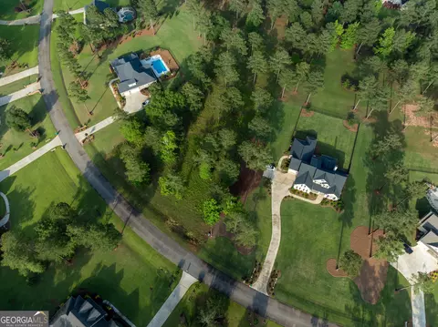 4031 Roundtop Cir, Perry, GA 31069