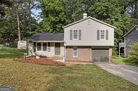 3237 Brisbane Way, Lithonia, GA 30038