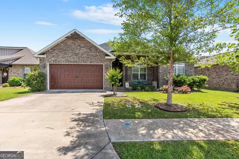 107 Barnyard Way, Perry, GA 31069