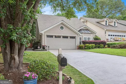 2386 Oakwood Way SE, Smyrna, GA 30080