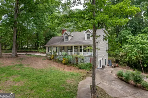 6240 Brookfield Dr, Murrayville, GA 30564