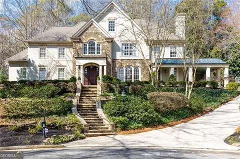 10 Abington Ct NW, Atlanta, GA 30327