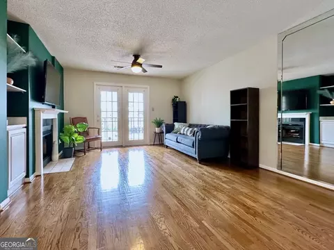3655 Habersham Rd #229, Atlanta, GA 30305