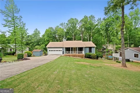1640 Magnolia Pl, Cumming, GA 30040