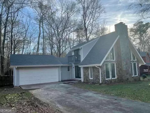 2105 Honeybee Creek Dr, Griffin, GA 30224