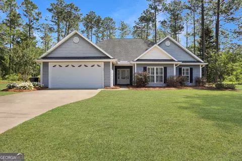 135 Sugar Maple St, Jesup, GA 31546
