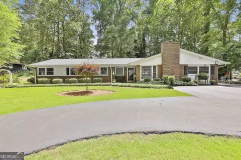 954 Springer Dr, Griffin, GA 30224