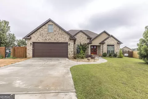 88 Joseph Pl, Byron, GA 31008