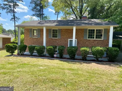 6115 Hillandale Dr, Atlanta, GA 30349