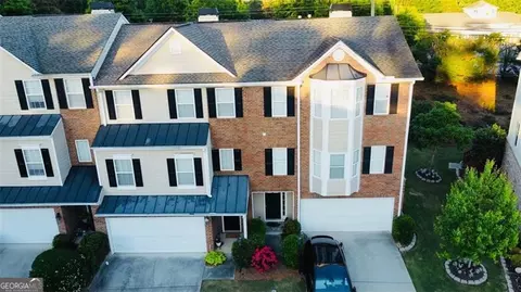 6013 Turfway Park Ct, Sugar Hill, GA 30518