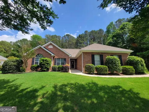 25 Riverside Walk, Sharpsburg, GA 30277