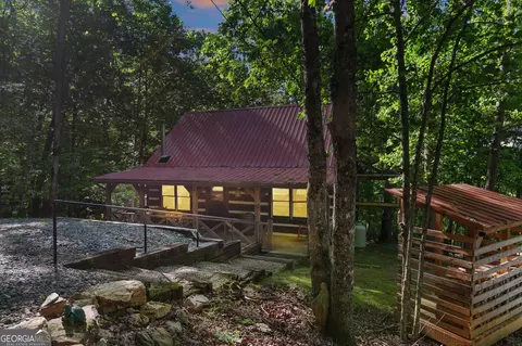 88 Amherst Ct, Ellijay, GA 30540