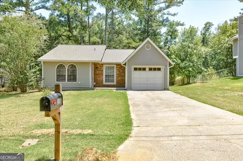 385 Brittan Trl, Jonesboro, GA 30236