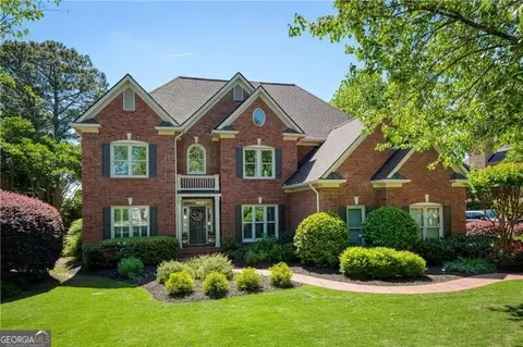 5570 Buck Hollow Dr, Alpharetta, GA 30005