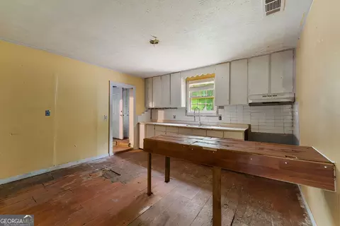 121 Cedar St, Lagrange, GA 30241 photo 4