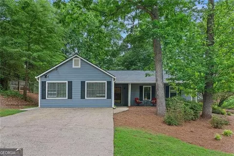 1808 River Rock Trl, Woodstock, GA 30188