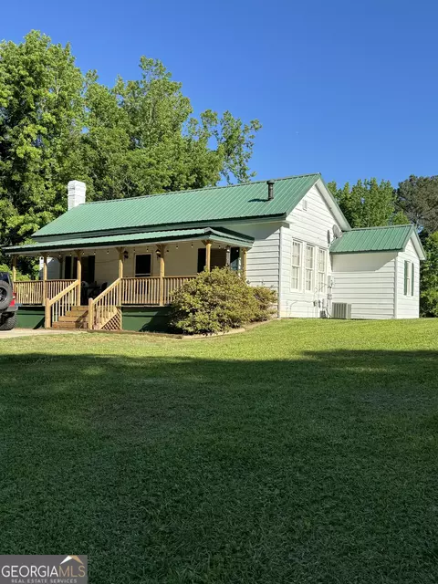 832 Handy Rd, Newnan, GA 30263