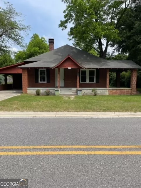 472 W Vertia St, Metter, GA 30439