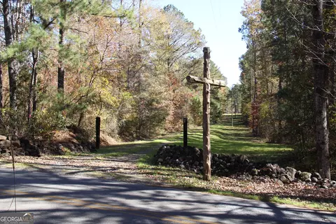 504 Jenkins Rd, Forsyth, GA 31029