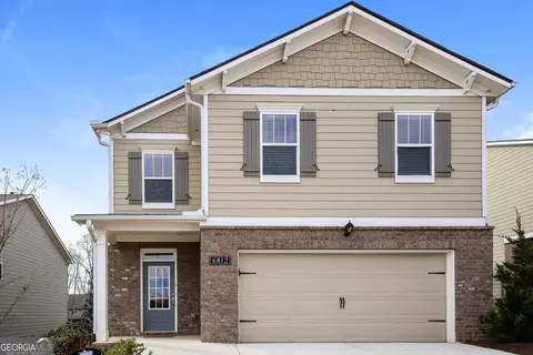 6812 Lake Overlook Ln, Flowery Branch, GA 30542