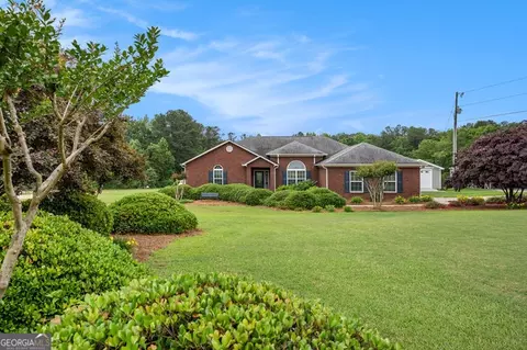 301 High Falls Rd, Jackson, GA 30233