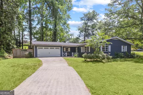 16 Mansour Cir, Newnan, GA 30263