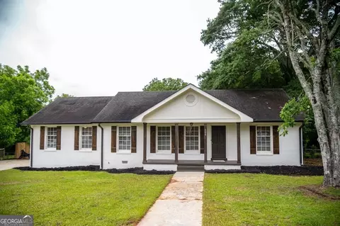 608 Spencer St, Barnesville, GA 30204