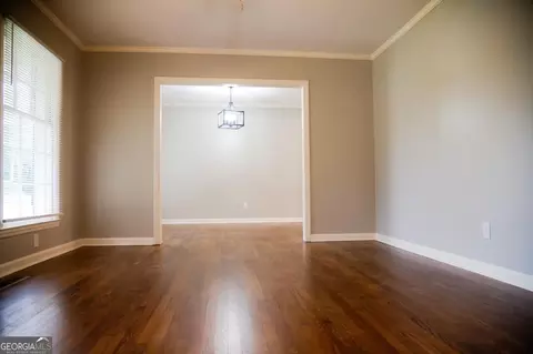 608 Spencer St, Barnesville, GA 30204 photo 3