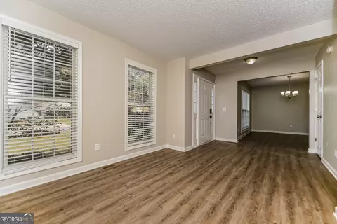3433 Mosswood Ln, Rex, GA 30273 photo 4