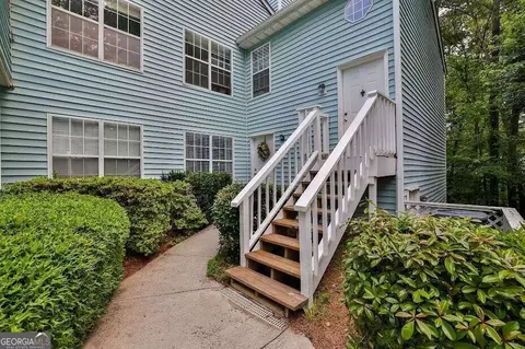 414 Glenleaf Dr, Peachtree Corners, GA 30092