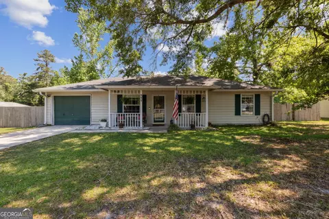 111 W Victoria Blvd, Kingsland, GA 31548