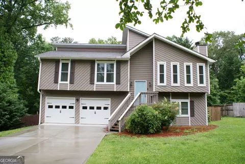 1898 Kelvin Dr, Lawrenceville, GA 30043