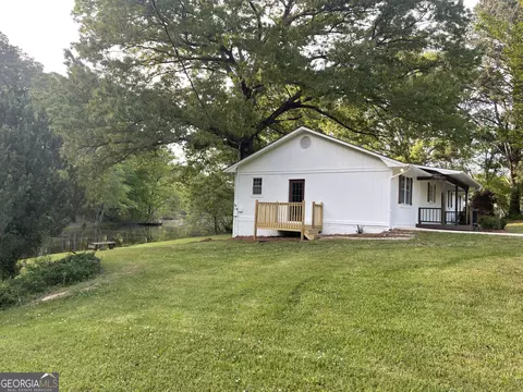 251 E Lakeview Dr, Lagrange, GA 30240 photo 3